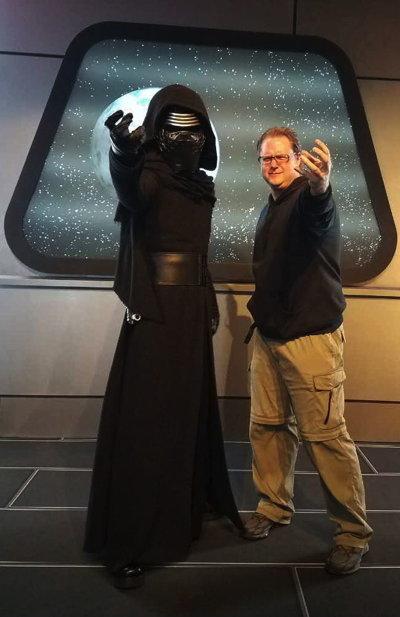 Met Kylo Ren in Shanghai, missed his grandfather